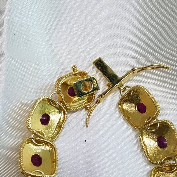 Gorgeous 18K Yellow Gold Over Sterling Silver 7.0 CTW Ruby Tennis Bracelet - NEW - Picture 8 of 9